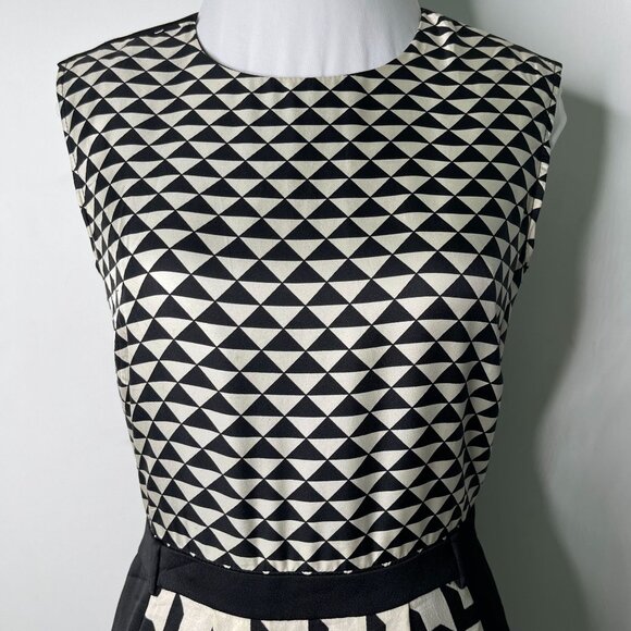 Malene Birger Women's Cream Black Geometric Print Shift Silk Dress Size 34 - Picture 2 of 16